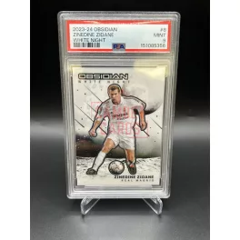   Zinedine Zidane White Night SSP PSA 9 focis kártya – 2023-24 Panini Obsidian Soccer – Real Madrid