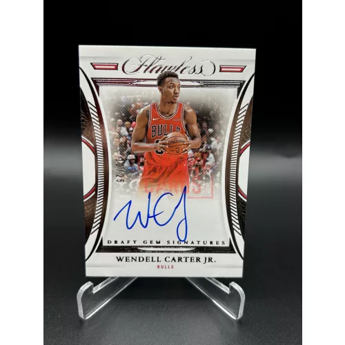 Wendell Carter Jr /25 on card aláírt NBA kosaras kártya – 2021-22 Panini Flawless Basketball – Chicago Bulls