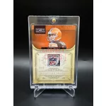 Colt McCoy 1/1 NFL Shield mezdarabos kártya – 2012 Panini National Treasures – Cleveland Browns