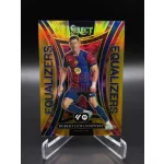 Robert Lewandowski #6 – 2024-25 Panini Select LaLiga Equalizers Gold Prizm /10 – FC Barcelona