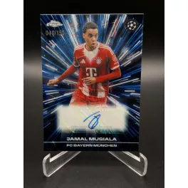   Jamal Musiala /150 Black Lazer aláírt focis kártya – 2025-26 Topps Chrome UEFA – FC Bayern München