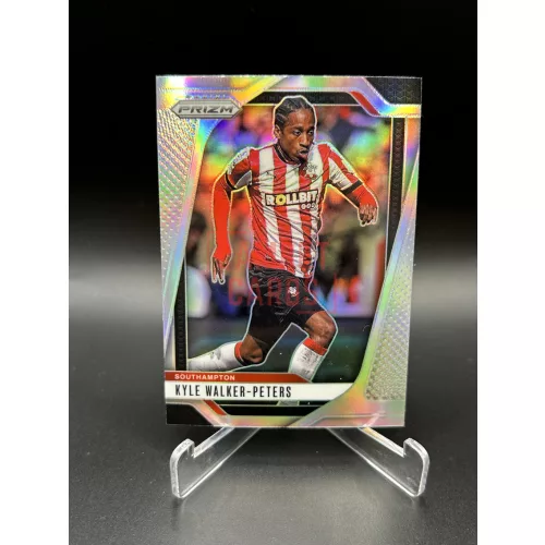 Kyle Walker-Peters Silver focis kártya - 2024-25 Panini Prizm - Southampton