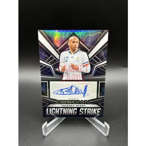 Thierry Henry /30 Lightning Strike aláírt focis kártya – 2023-24 Panini Obsidian Soccer – Franciaország