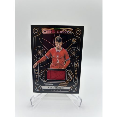 Adam Hlozek /75 mezdarabos focis kártya (Panini Obsidian)
