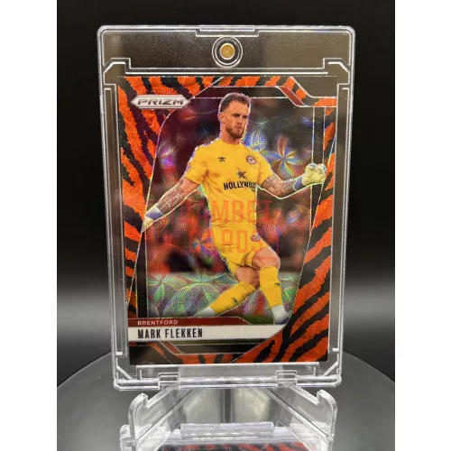 Mark Flekken Tiger SSP focis kártya - Panini Prizm - Brentford
