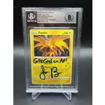 Zapdos #48 Holo Rare Kártya Jason Paige Aláírásával BAS Authentic – 2020 Sword & Shield Vivid Voltage – Pokémon TCG