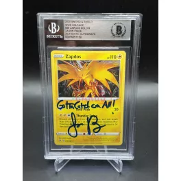   Zapdos #48 Holo Rare Kártya Jason Paige Aláírásával BAS Authentic – 2020 Sword & Shield Vivid Voltage – Pokémon TCG