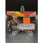 Mike Maignan /99 aláírt mezdarabos focis kártya – 2024-25 Topps UEFA Club Competitions – AC Milan